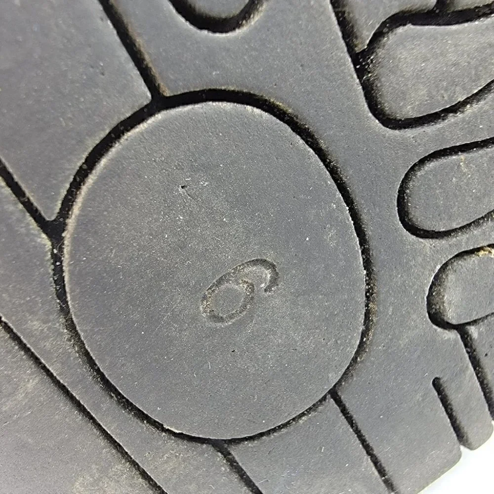 Bearpaw Women's 6 Suede Black Slip-On Modern Winter Boots Sheepskin Lined - Picture 9 of 11